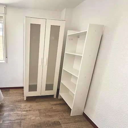 Apartamento Con Terraza Y Parking En Primera Linea