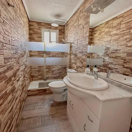 Con Terraza Y Parking En Primera Linea Apartamento *